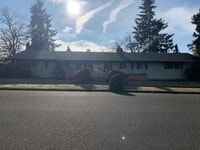 Building Photo - Single Story House in Stayton
