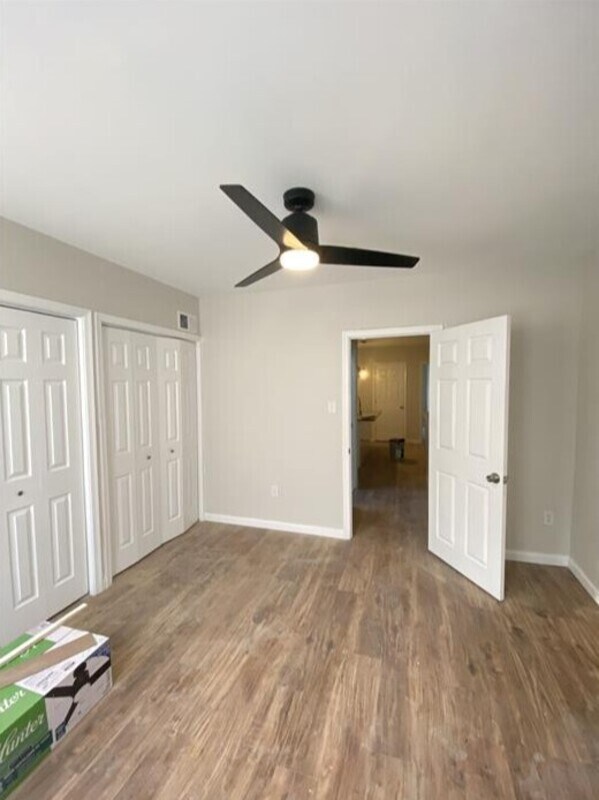 Building Photo - 4327 Reno St