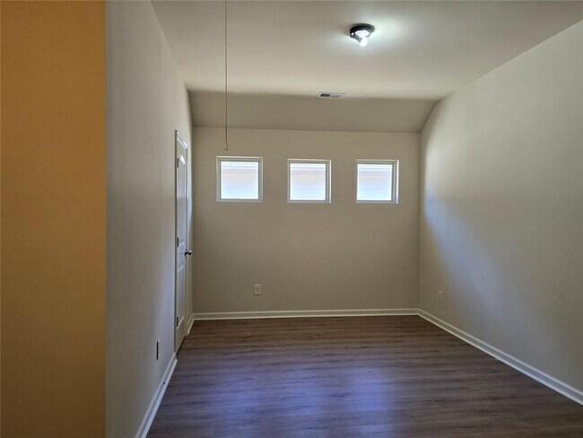 Building Photo - 3367 Greyhawk Crossing