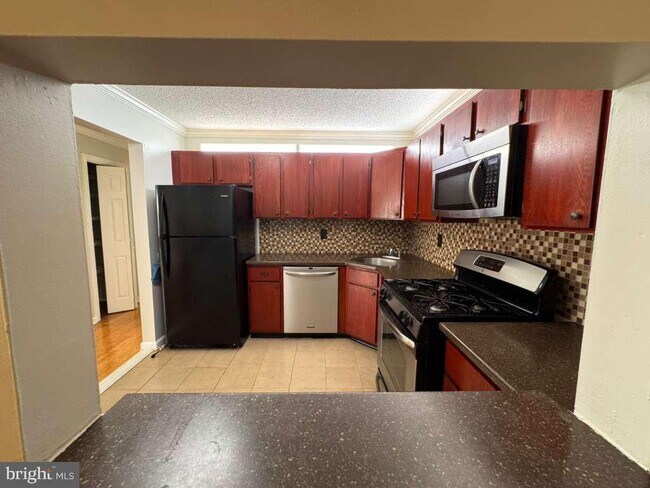 Building Photo - 34 Feiler Ct