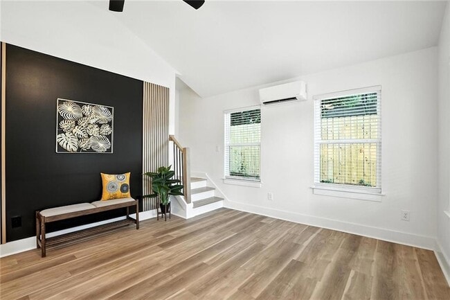 Building Photo - 1597 Glenwood Ave SE