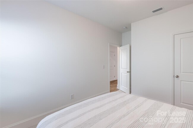 Building Photo - 173 Tillery Ln