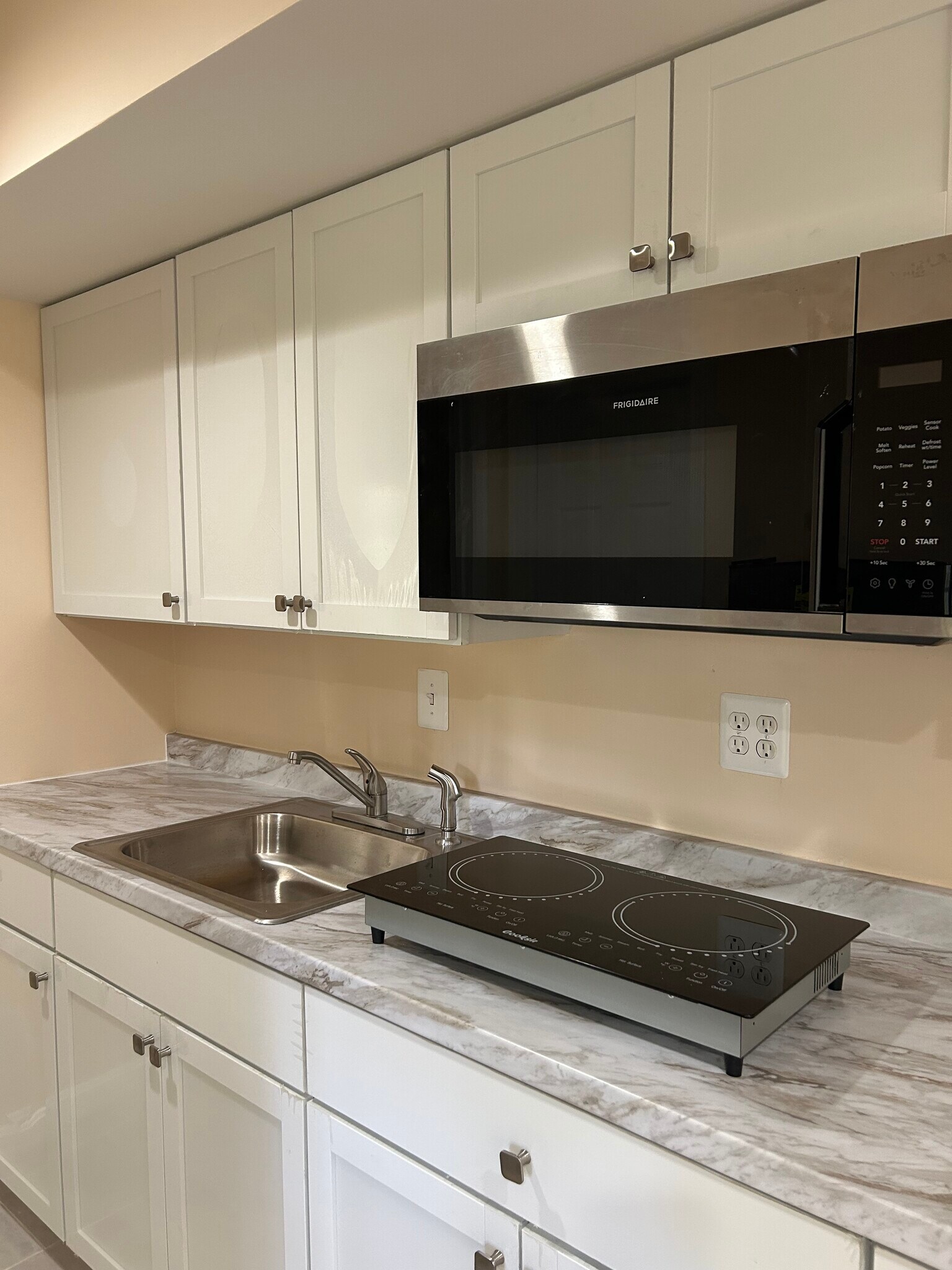 Building Photo - 2416 Neabsco Creek Ct