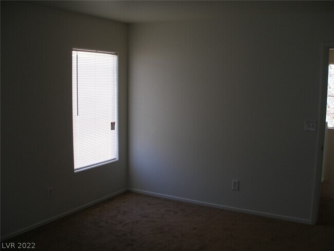 Building Photo - 4225 English Walnut Ct