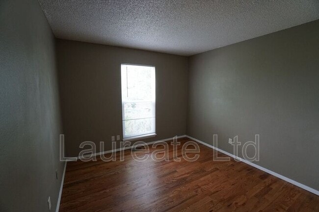Building Photo - 2484 S Laredo St