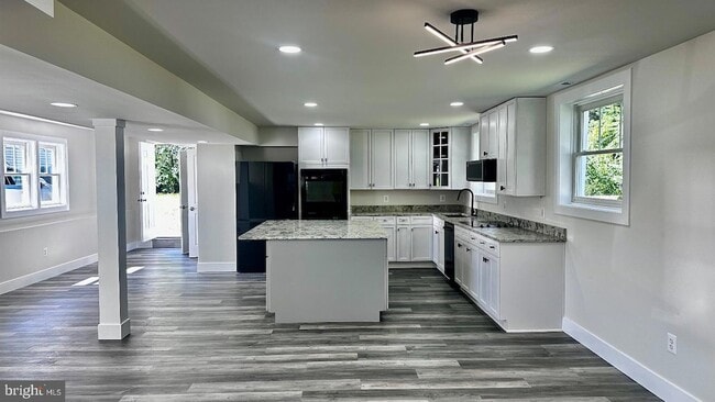 Building Photo - 5241 Main St