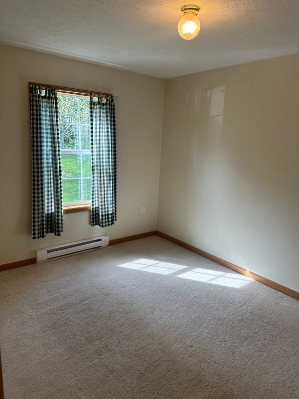 Building Photo - 2156 Hollow Rd