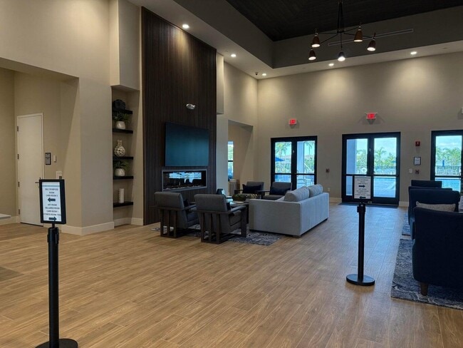 Building Photo - 5759 Phoenix Palm Ct