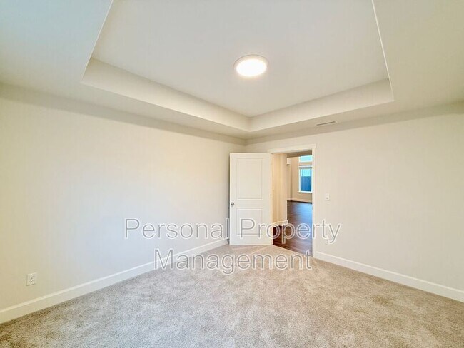 Building Photo - 8105 NE 167th Ave