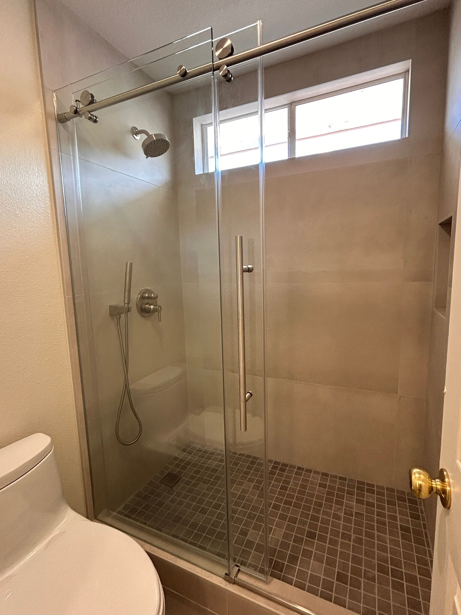 Building Photo - 10242 Wateridge Cir