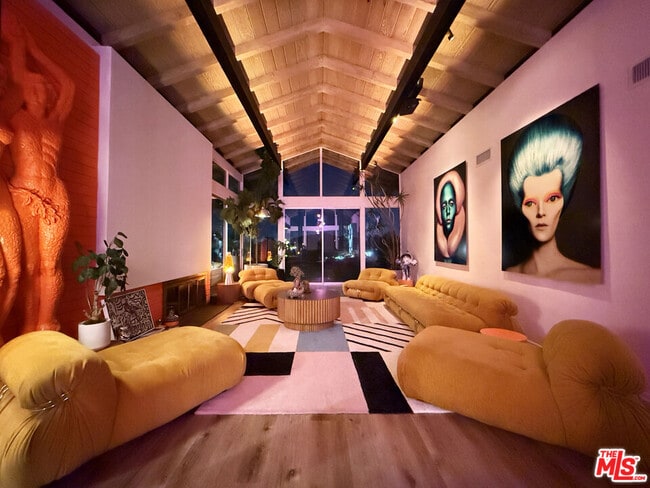 Building Photo - 3056 Corda Dr