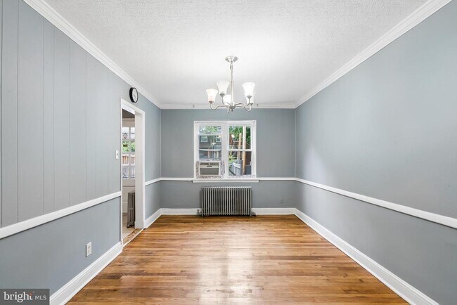 Building Photo - 5621 Clearspring Rd
