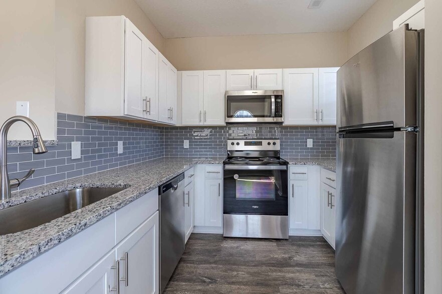 Building Photo - Highlands of Montour Run Apartment Homes