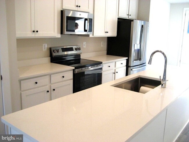 Building Photo - 13714 Cobble Lp