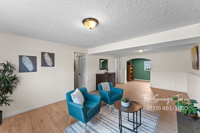 Building Photo - 1730 Hathaway Dr