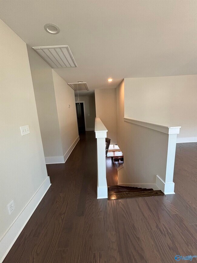 Building Photo - 109 Pitalo St