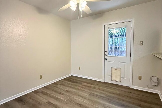 Building Photo - 8421 Fathom Cir