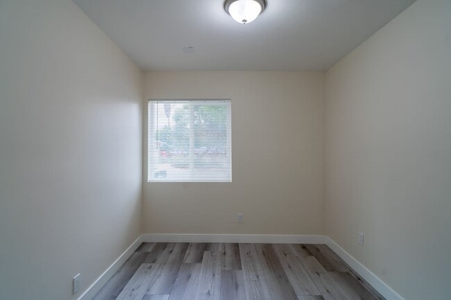 Building Photo - 4953 Baja Ct