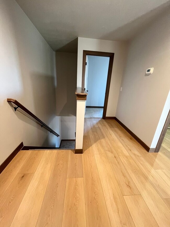 Building Photo - Newly Built 3 Bed/2.5 Bath Townhome in Aspen Ridge!