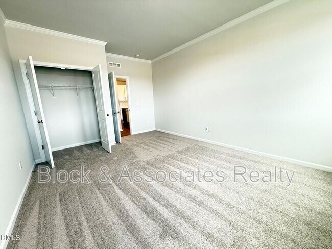 Building Photo - 304 Marmalade Sky Ln