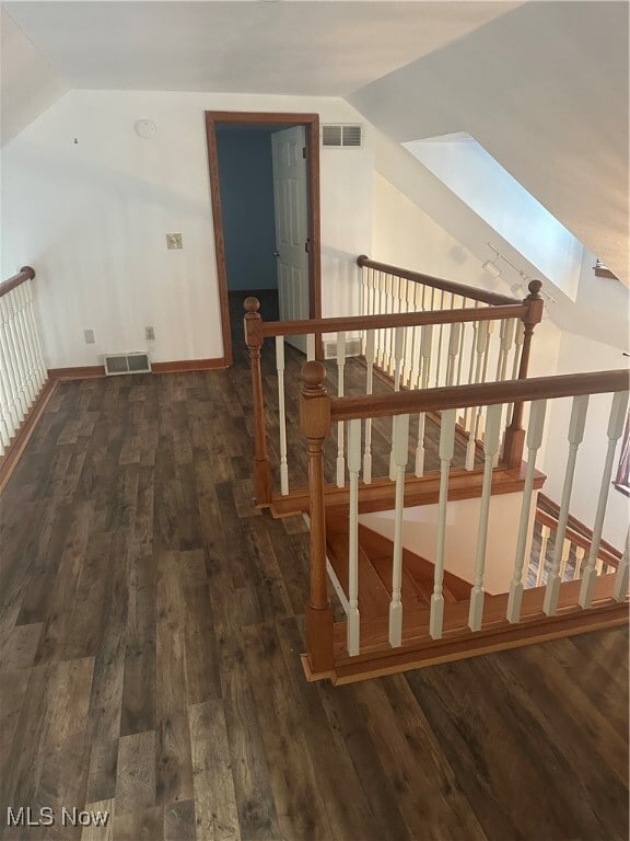 Building Photo - 3580 E Western Reserve Rd