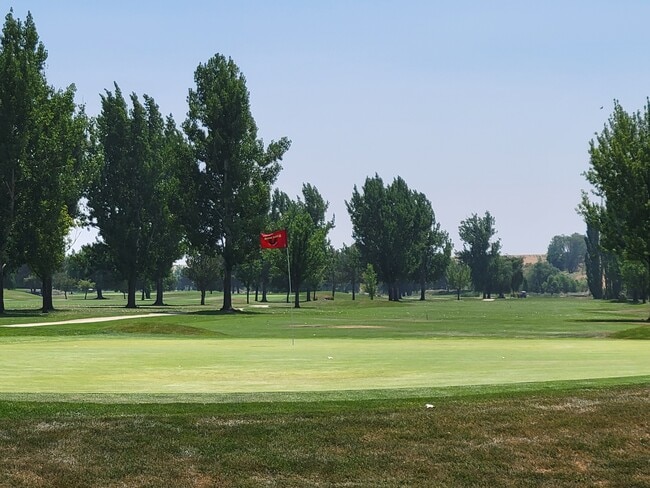 Building Photo - 5996 S Egmont Ave