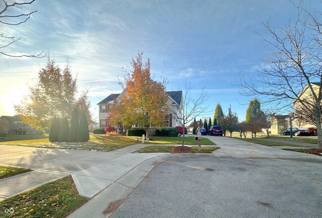 Building Photo - 14451 Integrity Ct