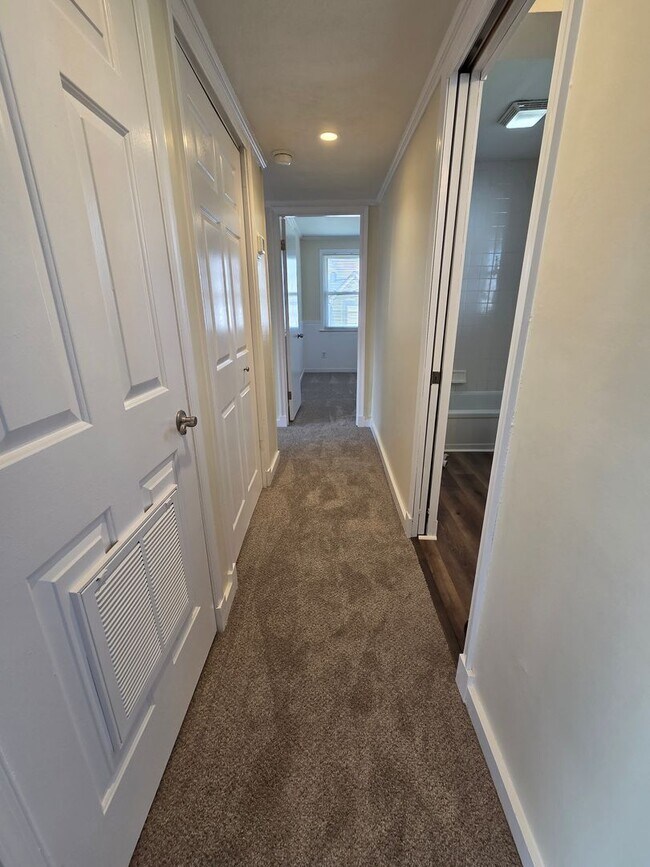 Building Photo - LAKELAND HOMES