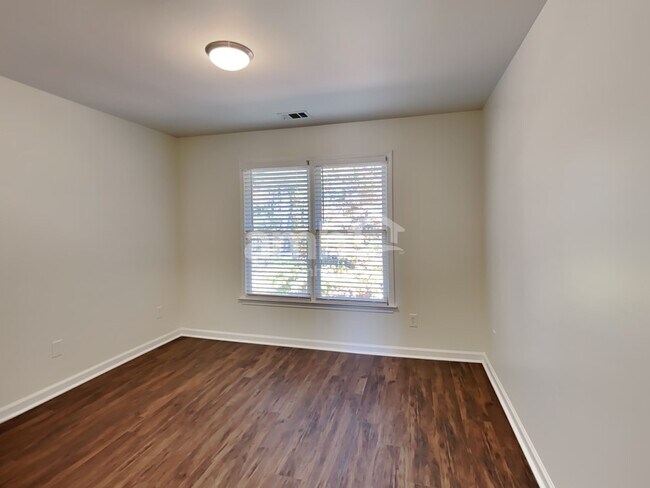 Building Photo - 3093 Mill Grove Terrace