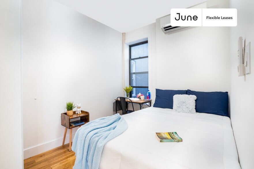 Building Photo - Enchanting ROOM at The Seneca House