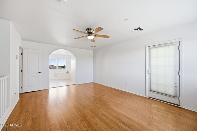 Building Photo - 3691 E Leslie Dr