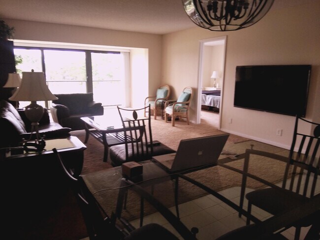 Building Photo - 4539 Luxemburg Ct