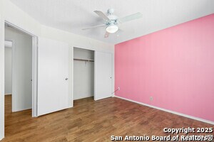 Building Photo - 11427 Rousseau St