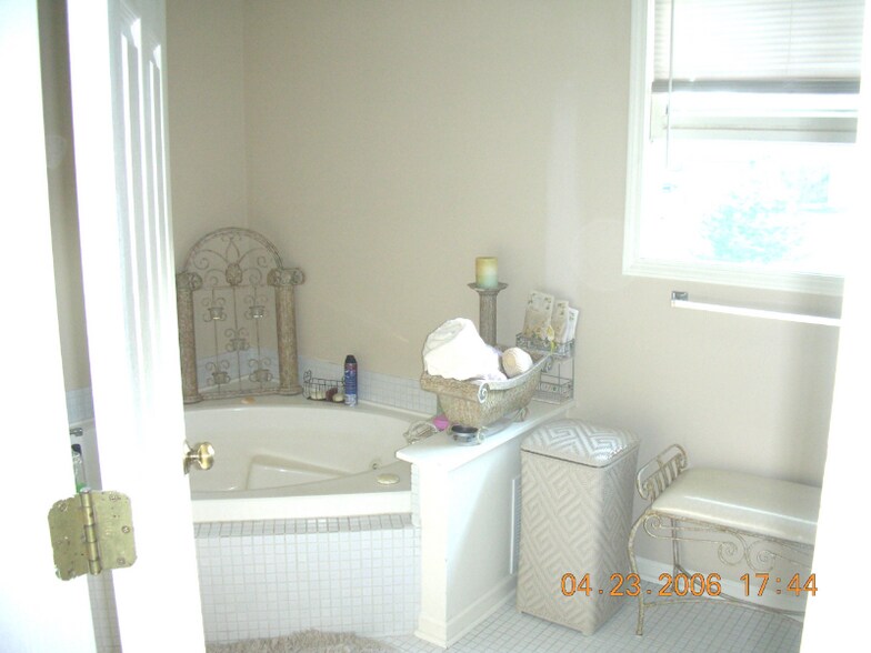 Building Photo - 5811 Constitution Ave