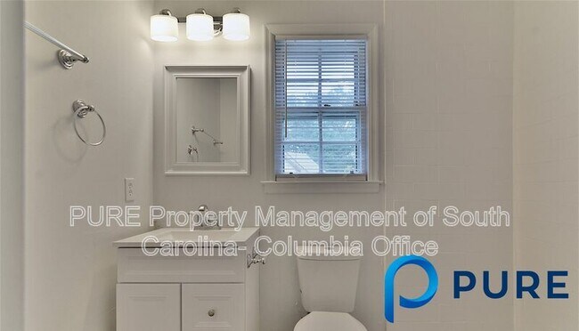 Building Photo - 156 Little Hampton Dr