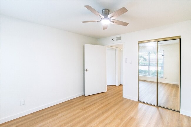 Building Photo - 14555 Wunderlich Dr