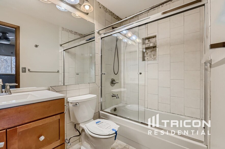 Building Photo - 19897 E Brown Pl