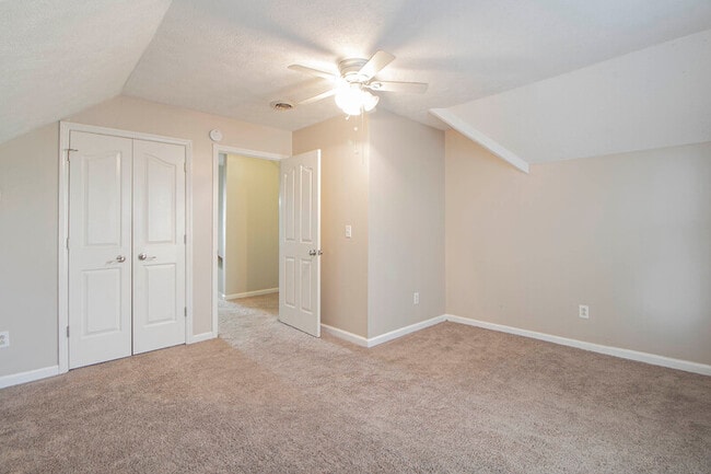 Building Photo - 1719 Claire Ct