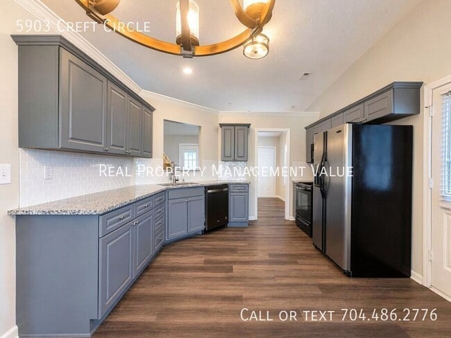 Building Photo - 5903 Creft Cir
