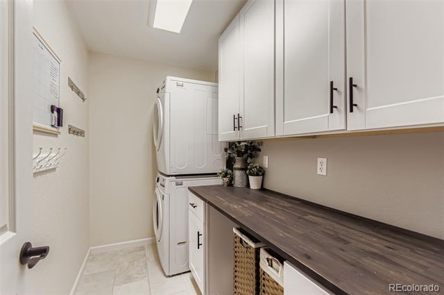 Building Photo - 16332 Parkside Dr