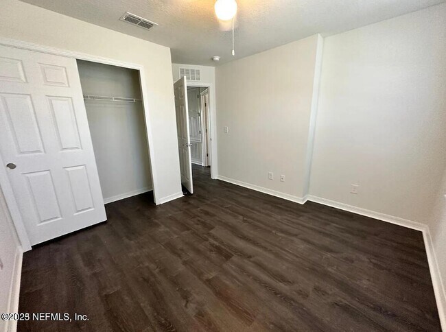 Building Photo - 7037 Berrybrook Dr