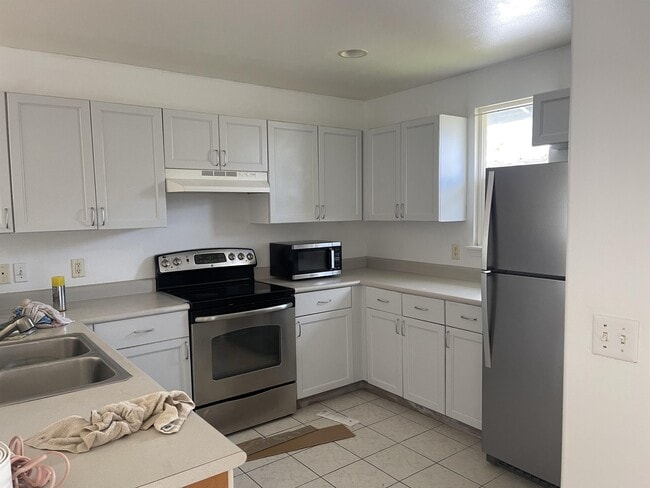 Building Photo - 137 Iao Loop