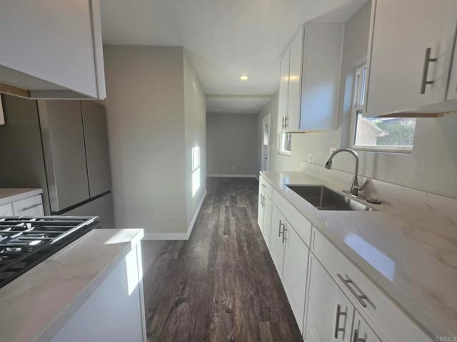 Building Photo - 2661 Commercial St