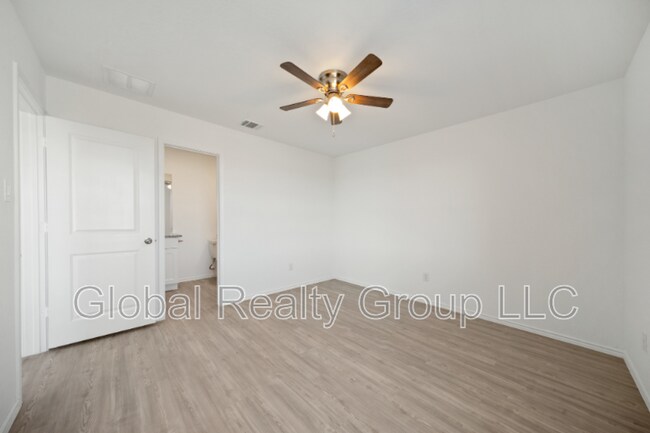 Building Photo - 5510 Basil Chase