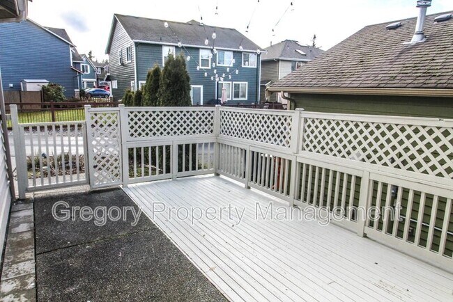 Building Photo - 1228 186th St SE