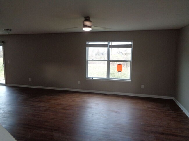 Building Photo - 3490 Hader Ave 4BR/2.5BA (Cincinnati)