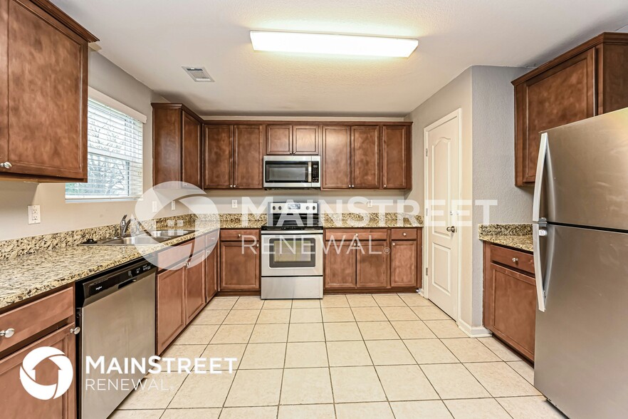 Building Photo - 2509 Queen Bee Dr