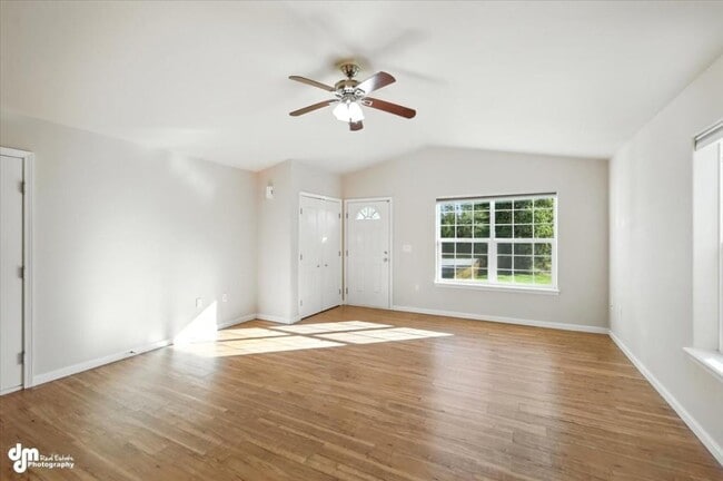 Building Photo - 4866 S Danielle St