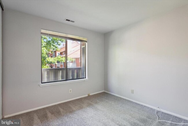 Building Photo - 2611B Auburn Ct