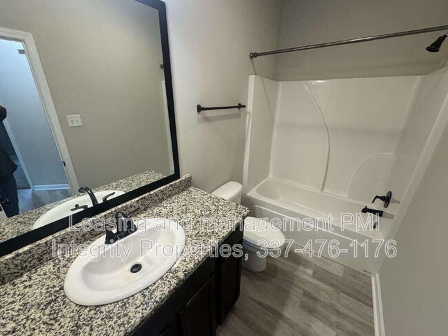 Building Photo - 201 St Caillin St